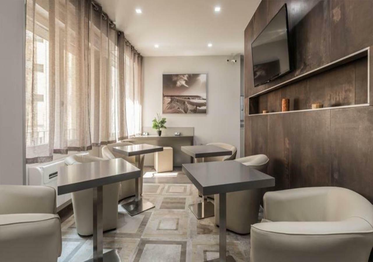 Astoria Deluxe Rooms Болоня Екстериор снимка