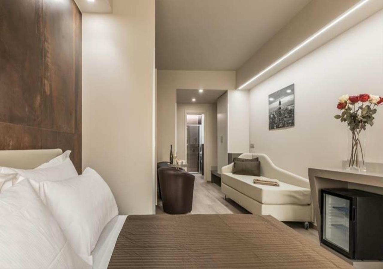 Astoria Deluxe Rooms Болоня Екстериор снимка